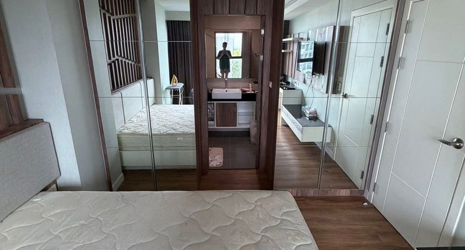 For rent 2 bedrooms condo in Jomtien, Pattaya