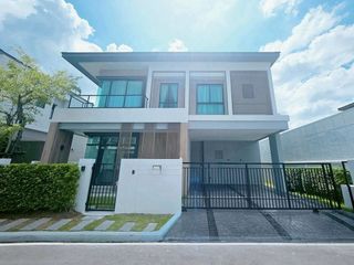 À louer et à vendre 4 chambres maison à Bang Phli, Samut Prakan