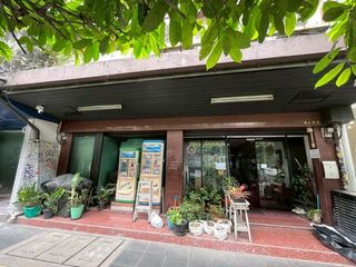 Gewerbefläche zur Miete in Khlong Toei, Bangkok