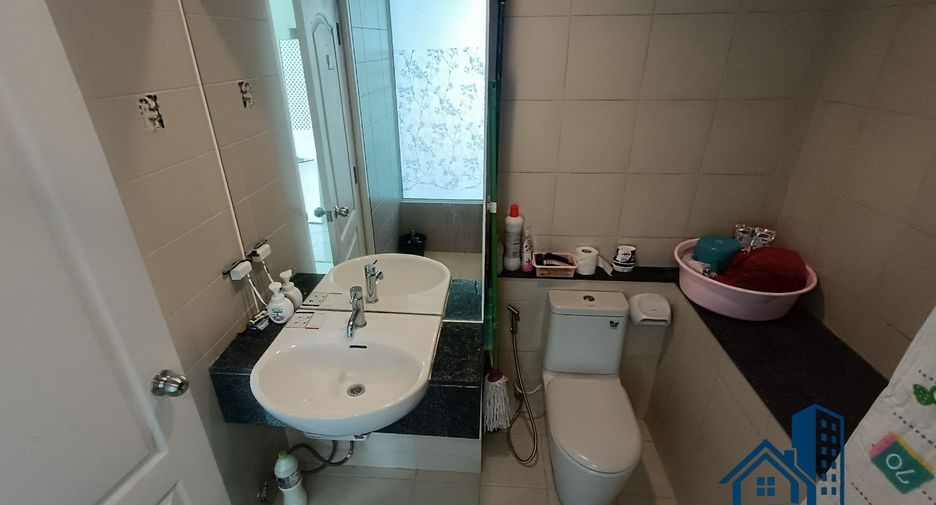Condo en alquiler de 1 habitaciones en Khlong San, Bangkok