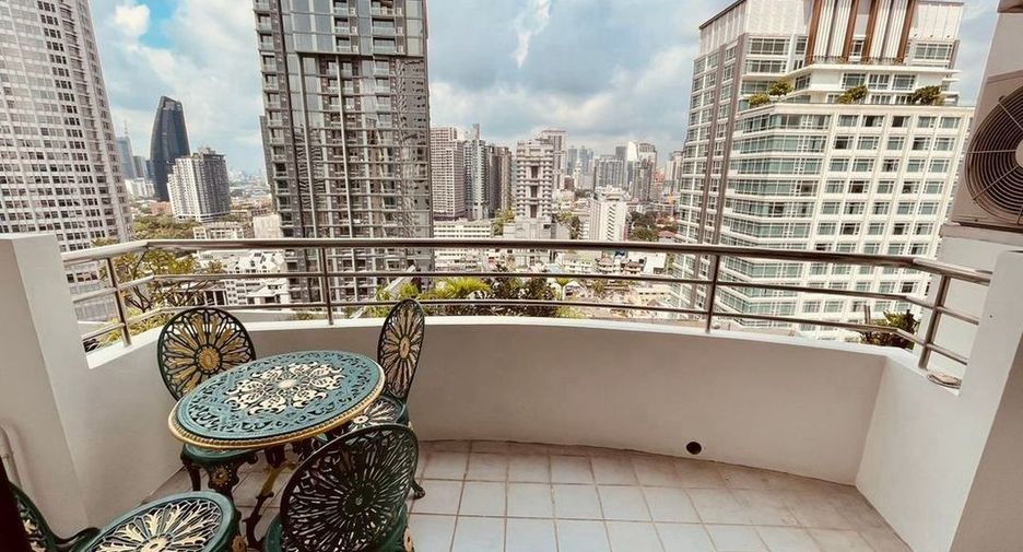 À louer 2 chambres condo à Watthana, Bangkok