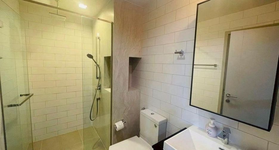 For rent 2 bedrooms condo in Chatuchak, Bangkok