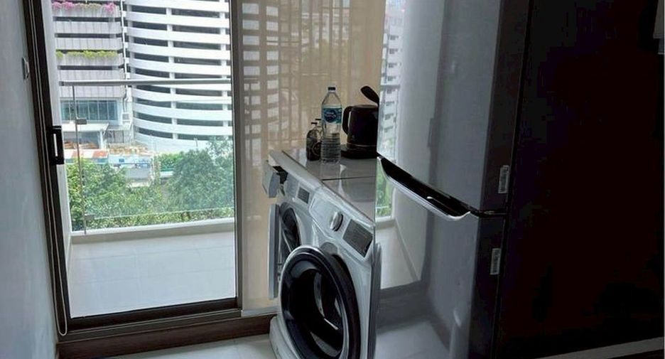 For rent 2 ベッドルーム condo in Watthana, Bangkok