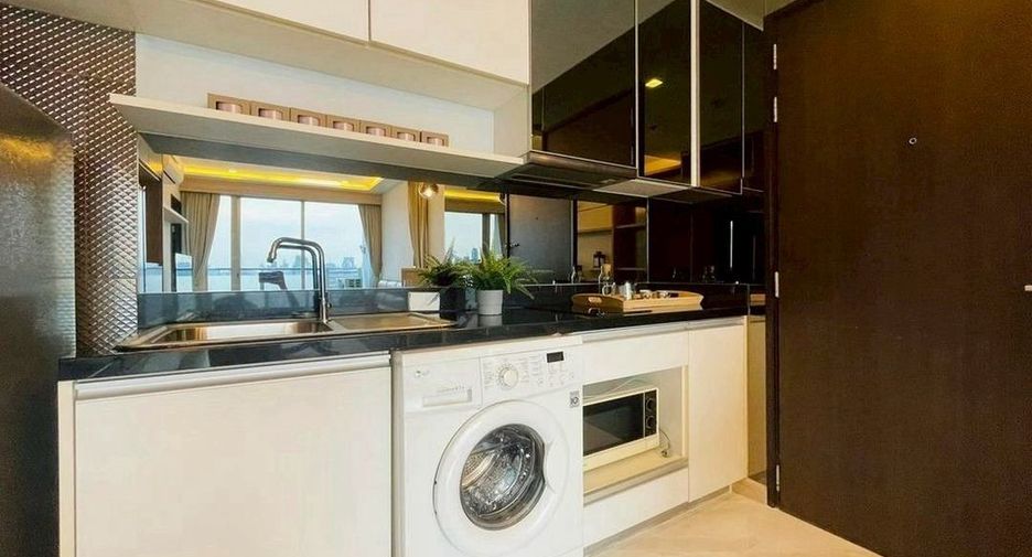 Wohnung zum Kauf mit 1 Zimmer in Khlong Toei, Bangkok