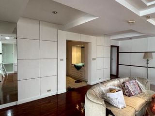 À louer et à vendre 4 chambres condo à Khlong Toei, Bangkok