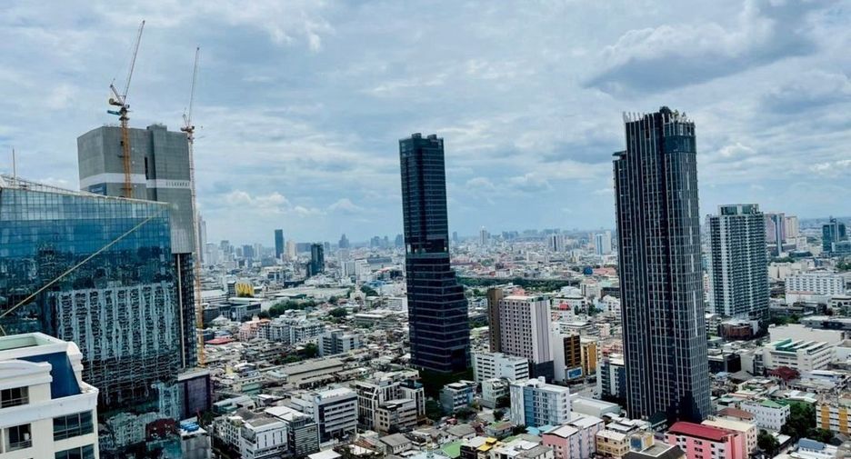 For sale 1 bed condo in Ratchathewi, Bangkok