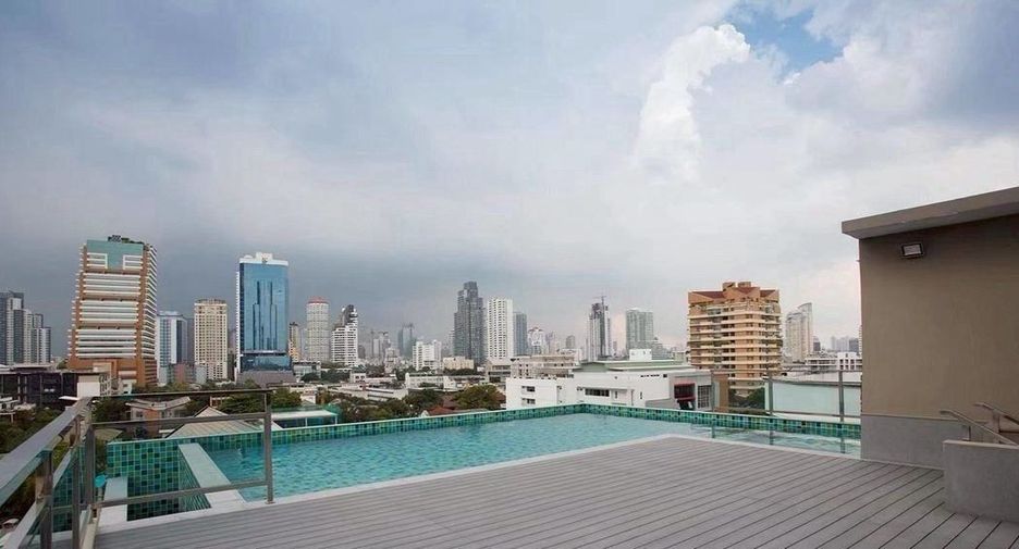 À louer 2 chambres condo à Watthana, Bangkok