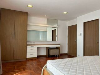 For rent 4 ベッドルーム condo in Khlong Toei, Bangkok