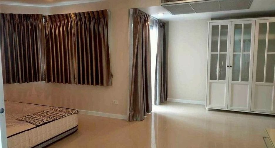 For rent 2 bedrooms condo in Central Pattaya, Pattaya