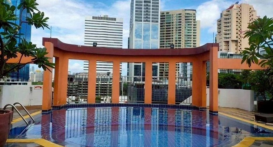 For rent 2 bedrooms condo in Central Pattaya, Pattaya