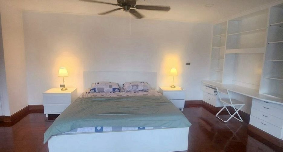 For rent 3 ベッドルーム condo in Watthana, Bangkok