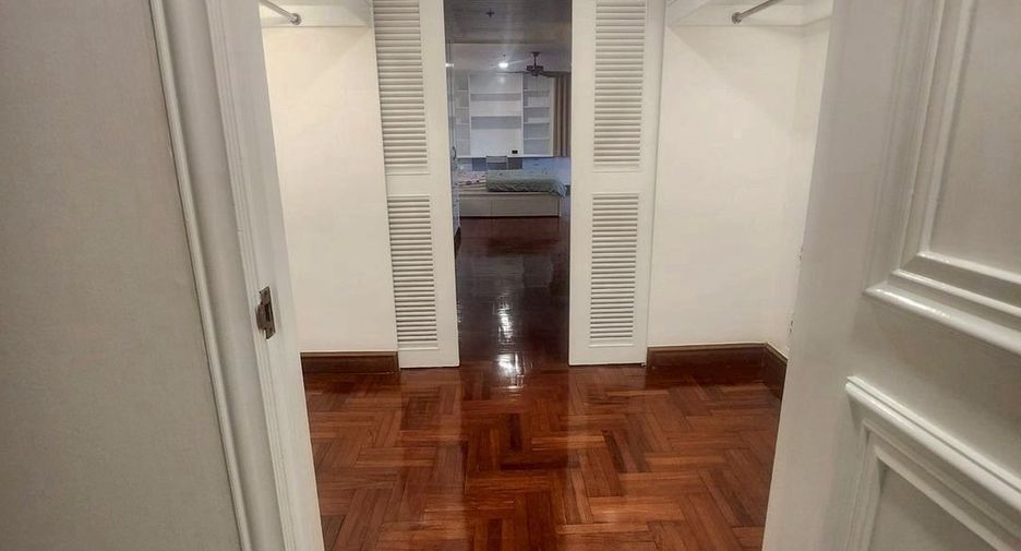 For rent 3 ベッドルーム condo in Watthana, Bangkok