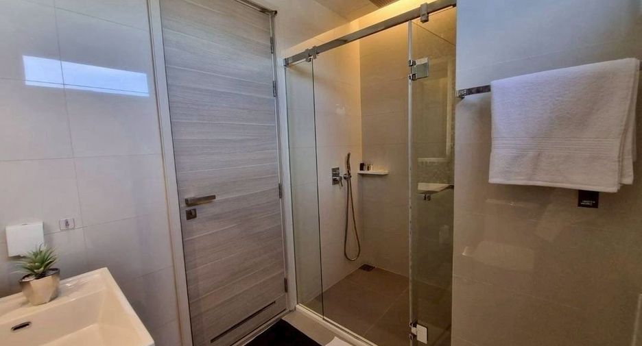 For sale 2 bedrooms condo in Sathon, Bangkok