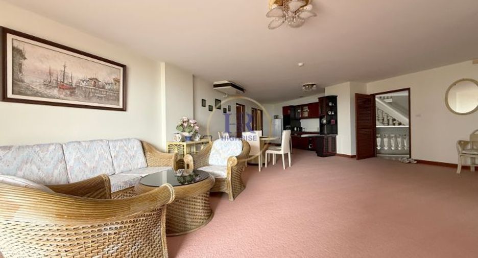 For sale 3 bedrooms condo in North Pattaya, Pattaya