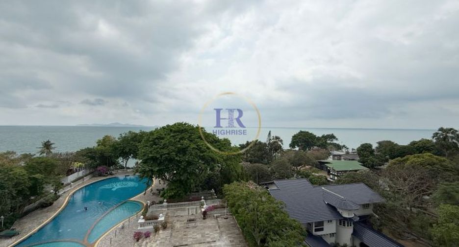 For sale 3 bedrooms condo in North Pattaya, Pattaya