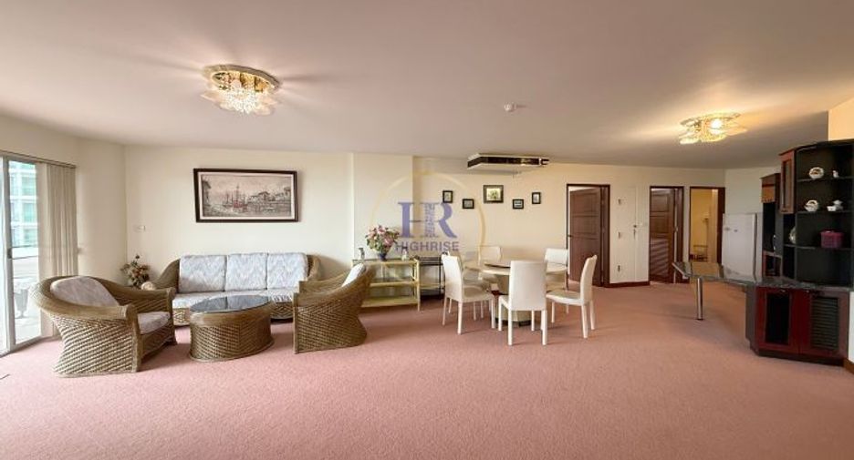 For sale 3 bedrooms condo in North Pattaya, Pattaya