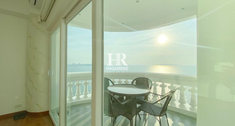For sale 2 bedrooms condo in North Pattaya, Pattaya