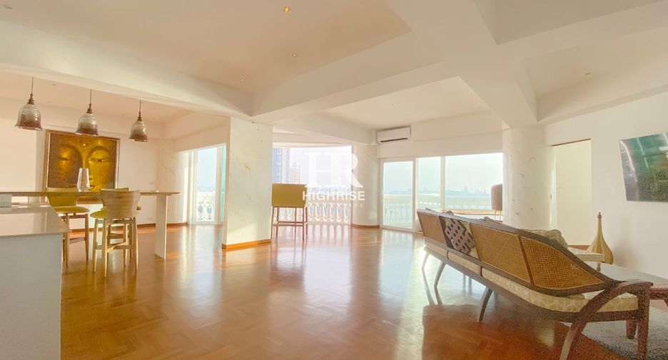 For sale 2 bedrooms condo in North Pattaya, Pattaya