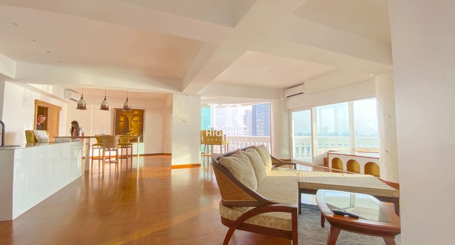 For sale 2 bedrooms condo in North Pattaya, Pattaya