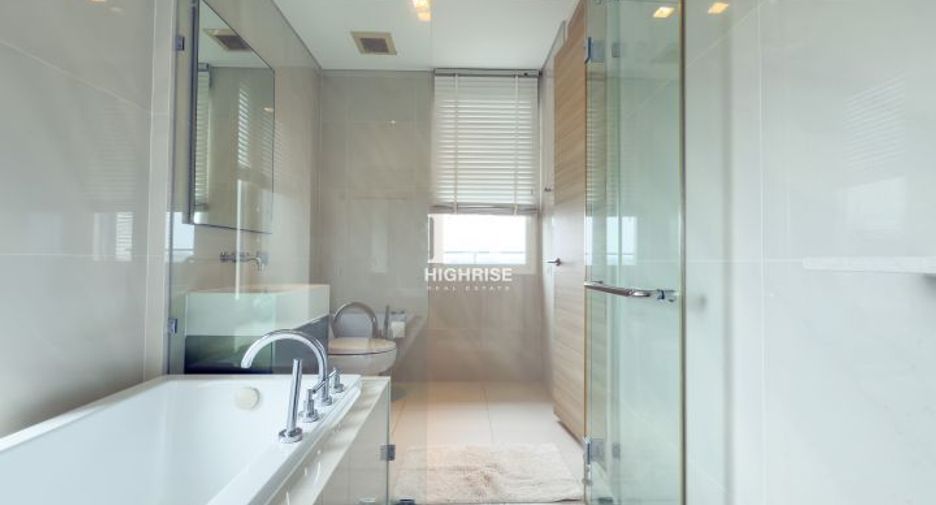 For sale 2 bedrooms condo in Jomtien, Pattaya