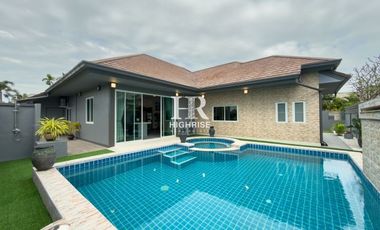 À vendre 3 chambres villa à Huay Yai, Pattaya