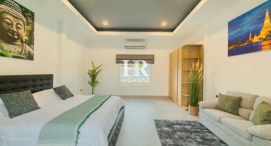 For sale 3 bedrooms villa in Huay Yai, Pattaya