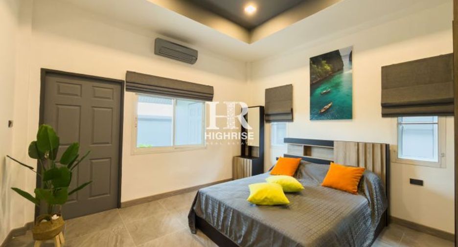 For sale 3 bedrooms villa in Huay Yai, Pattaya