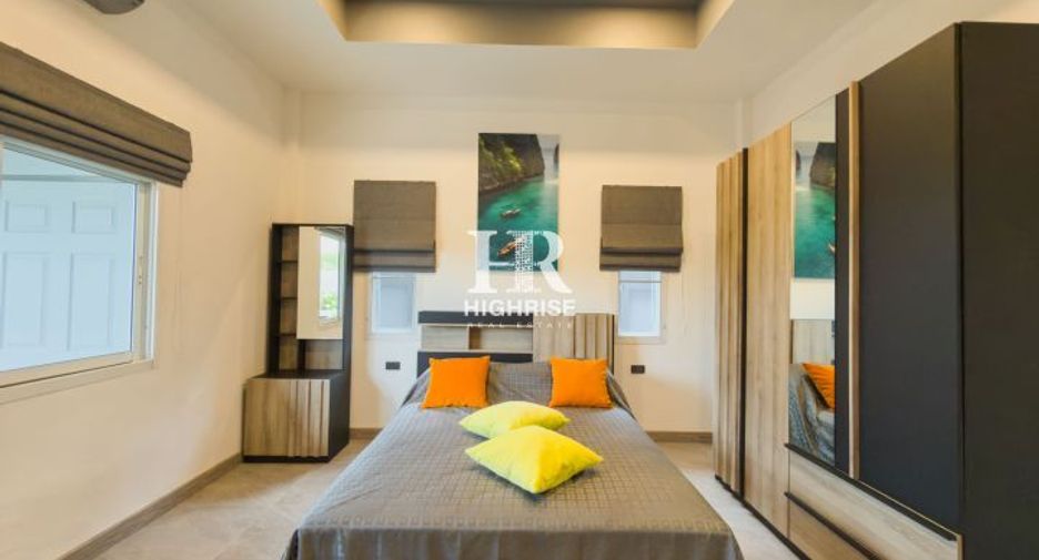 For sale 3 bedrooms villa in Huay Yai, Pattaya