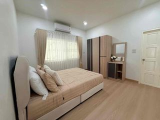 Villa en alquiler y en venta de 3 habitaciones en Bang Lamung, Chonburi