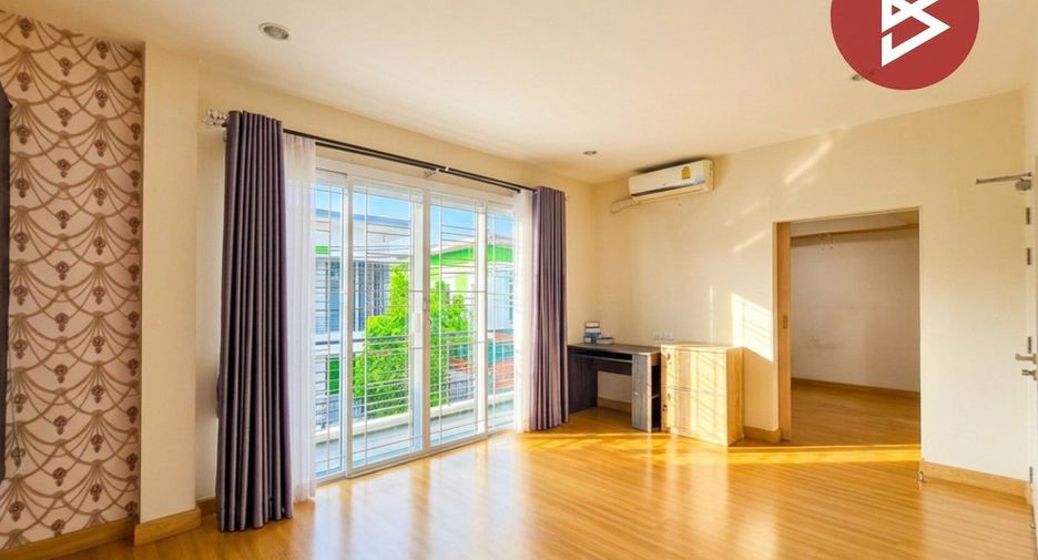 Casa en venta de 3 habitaciones en Si Racha, Chonburi