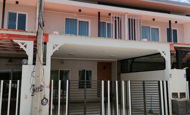 ให้เช่า 3 ห้องนอน ทาวน์เฮ้าส์ ใน เมืองเชียงใหม่, เชียงใหม่