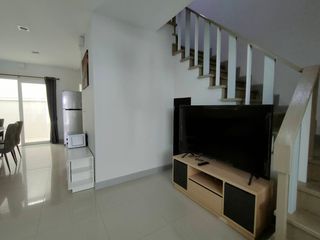 For rent 3 bedrooms townhouse in Mueang Chiang Mai, Chiang Mai
