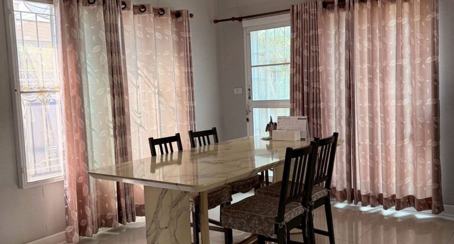 For sale 3 bedrooms house in Prawet, Bangkok