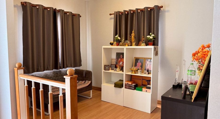 For sale 3 bedrooms house in Prawet, Bangkok