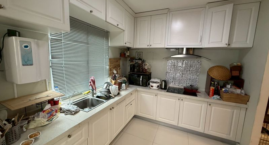 For sale 3 bedrooms house in Sai Mai, Bangkok