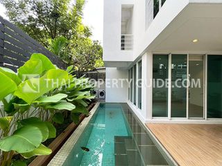 For rent 3 ベッドルーム house in Yan Nawa, Bangkok