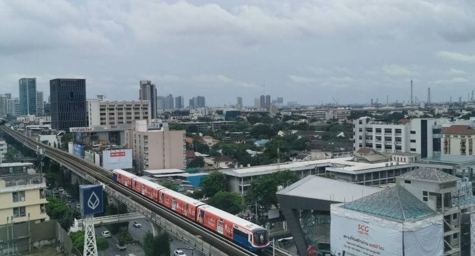À louer 2 chambres condo à Phra Khanong, Bangkok