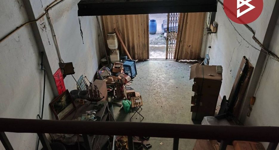 For sale 9 bedrooms retail Space in Bang Khae, Bangkok