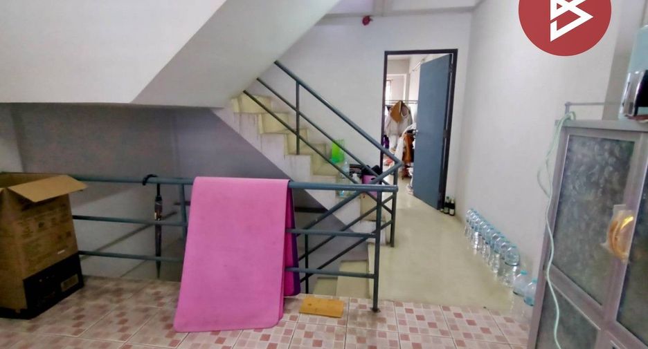 For sale 4 bedrooms retail Space in Khlong Sam Wa, Bangkok