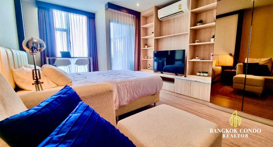 For rent 1 bed condo in Watthana, Bangkok