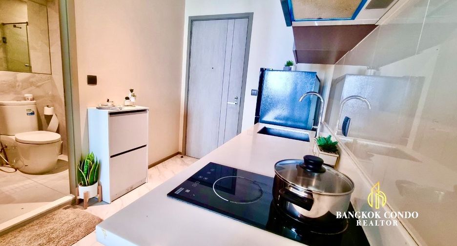 For rent 1 bed condo in Watthana, Bangkok