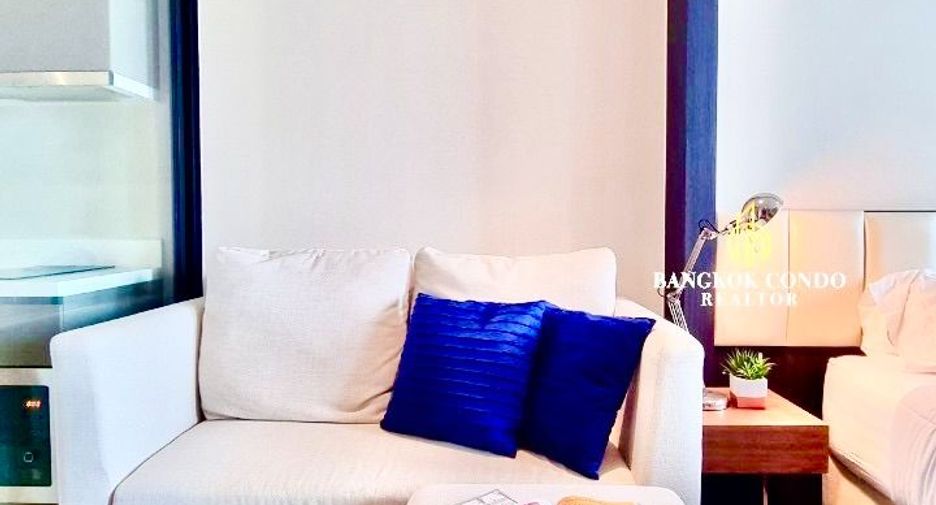 For rent 1 bed condo in Watthana, Bangkok