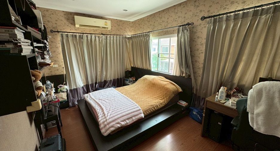 For sale 3 bedrooms house in Min Buri, Bangkok