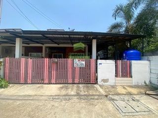 Reihenhaus zum Kauf mit 1 Zimmer in Mueang Chon Buri, Chonburi