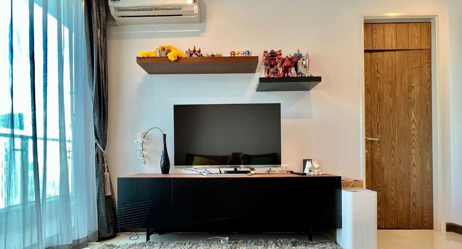 For sale 1 bed condo in Watthana, Bangkok