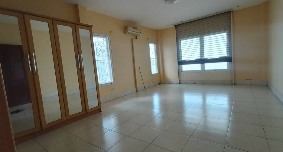Casa en venta de 2 habitaciones en Bang Saray, Pattaya