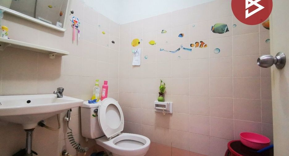 For sale 1 bed condo in Khlong Luang, Pathum Thani