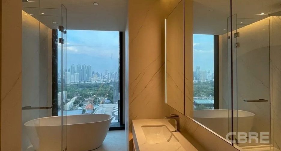 Condo en alquiler de 2 habitaciones en Sathon, Bangkok
