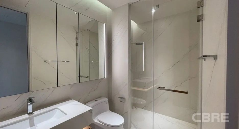 Condo en alquiler de 2 habitaciones en Sathon, Bangkok