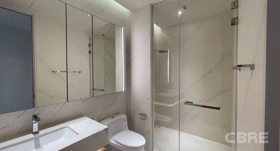 For rent 2 bedrooms condo in Sathon, Bangkok